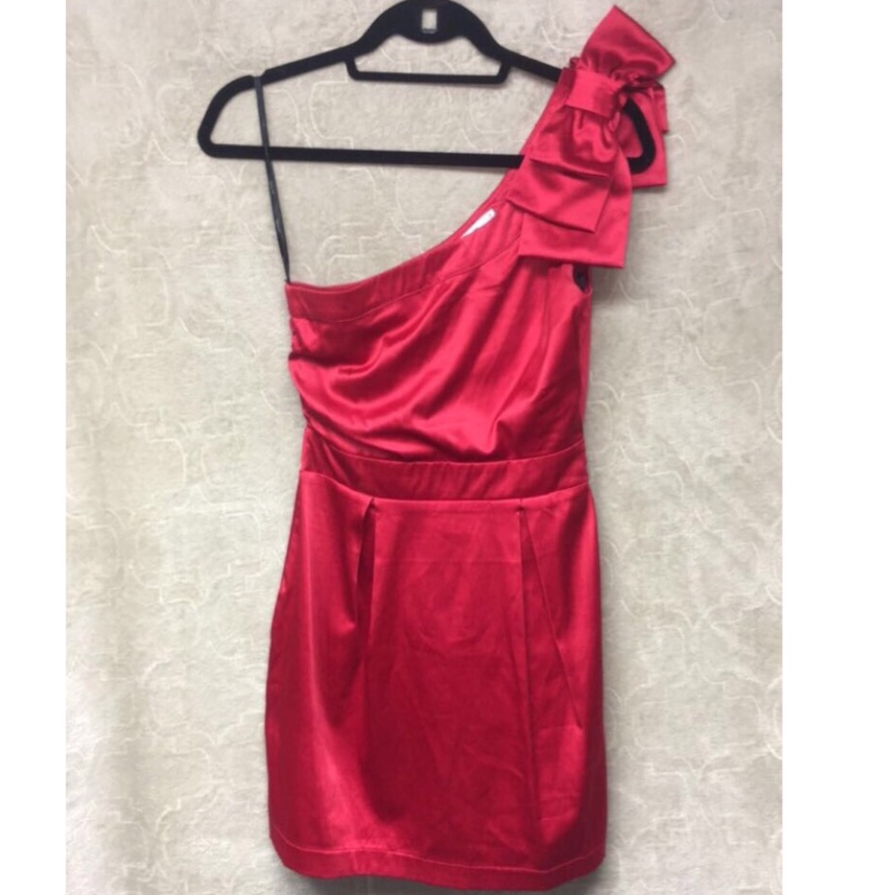 EUC!♥️ One shoulder formal dress ♥️